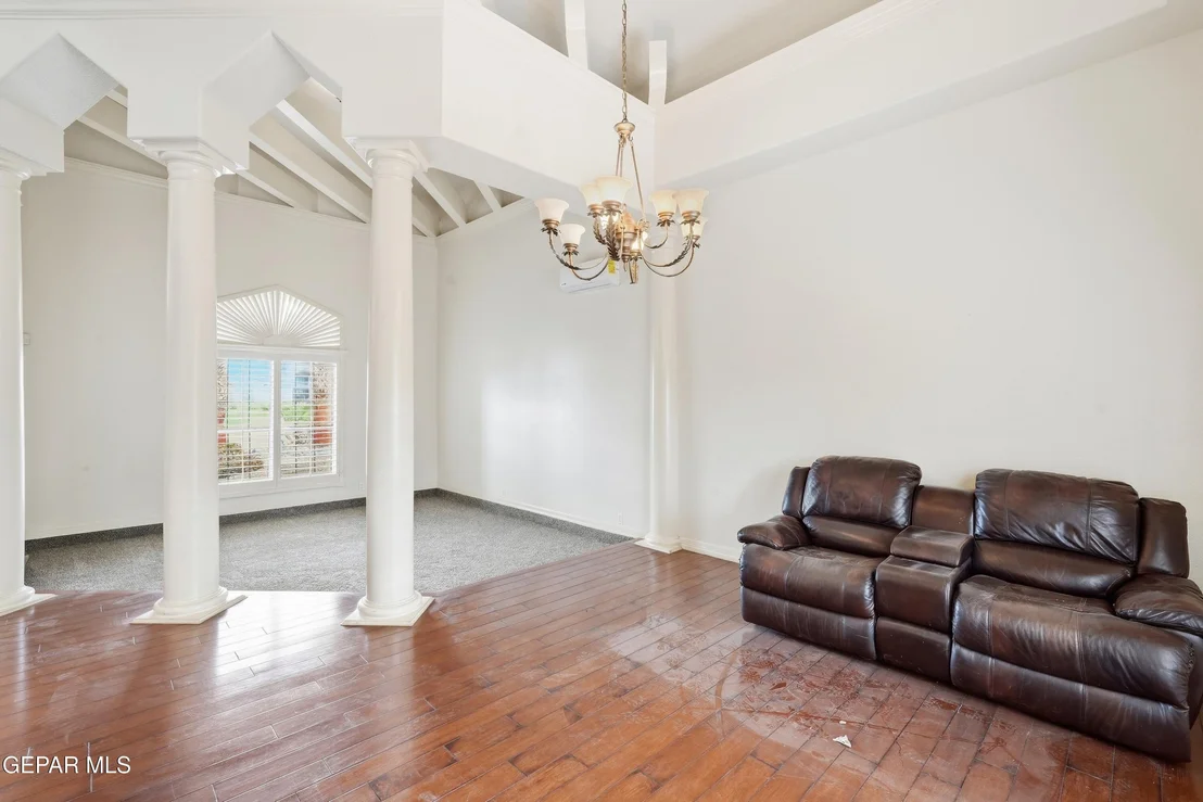 Photo of 1329 Whirlaway Drive