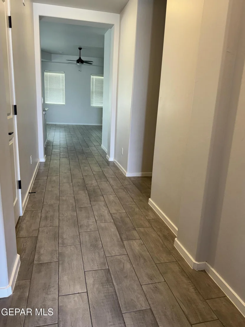 Photo of 388 NAILSEAS Place