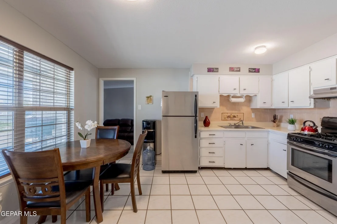 Photo of 264 LINK Drive