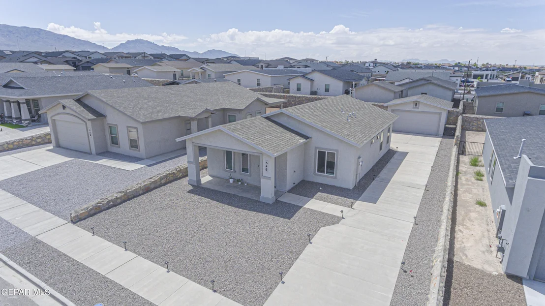 Photo of 546 Spanish Oak Drive