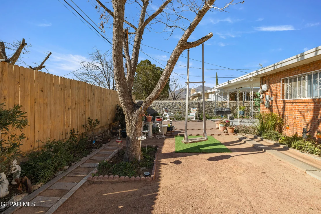 Photo of 5112 DANNY Drive