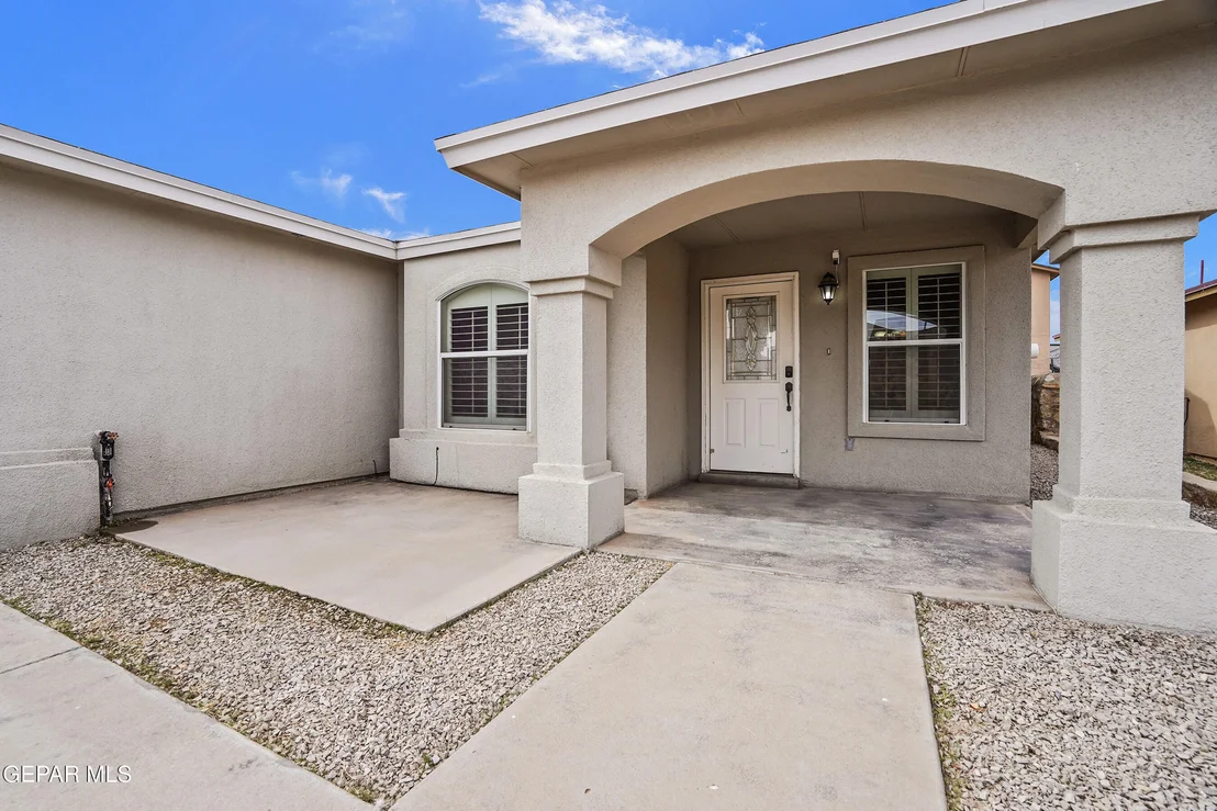 Photo of 3265 MAPLE POINT Drive