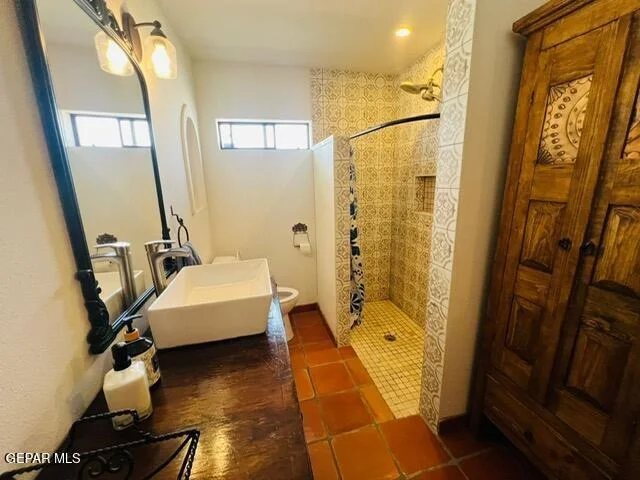 Photo of 400 De Vargas Drive