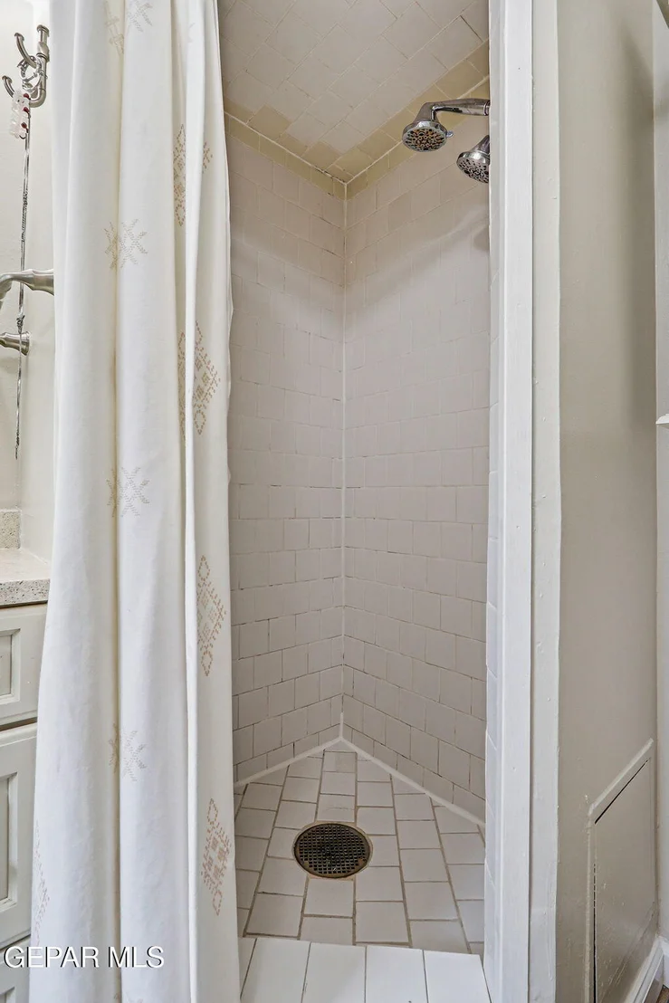 Photo of 224 Pacific Drive