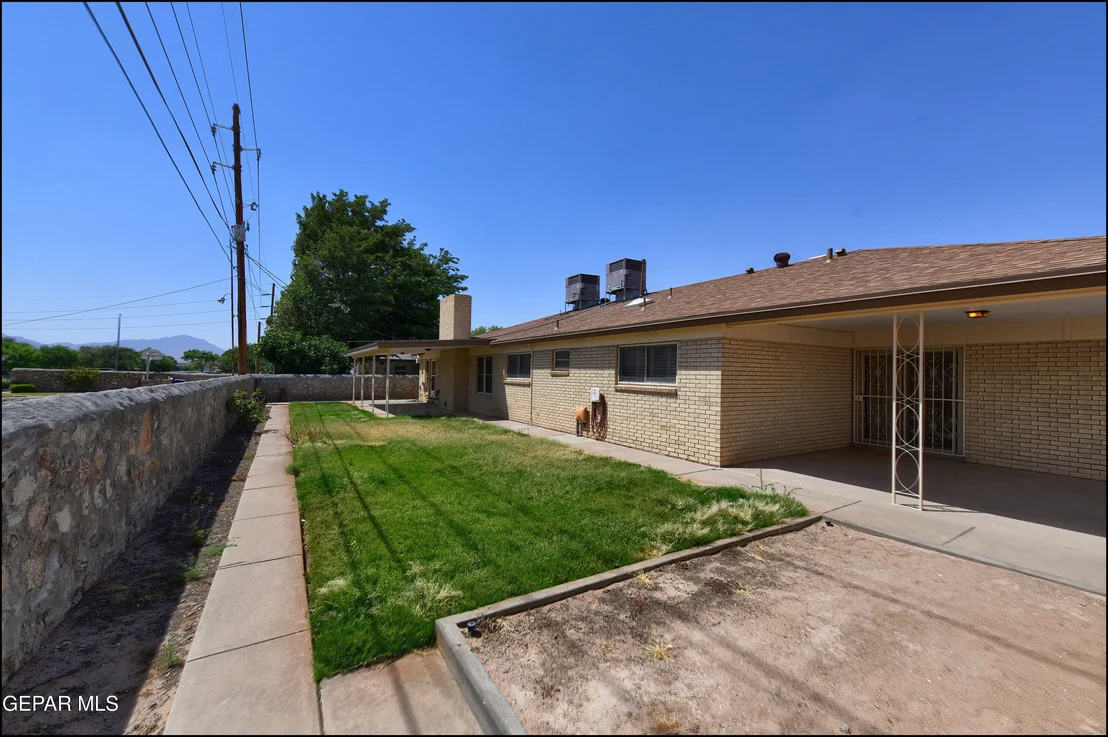 Photo of 8904 METTLER Drive