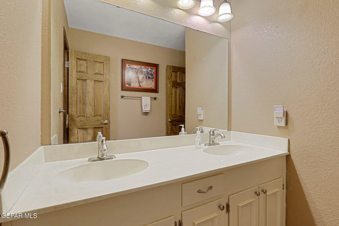 Photo of 713 LIVE OAK Drive