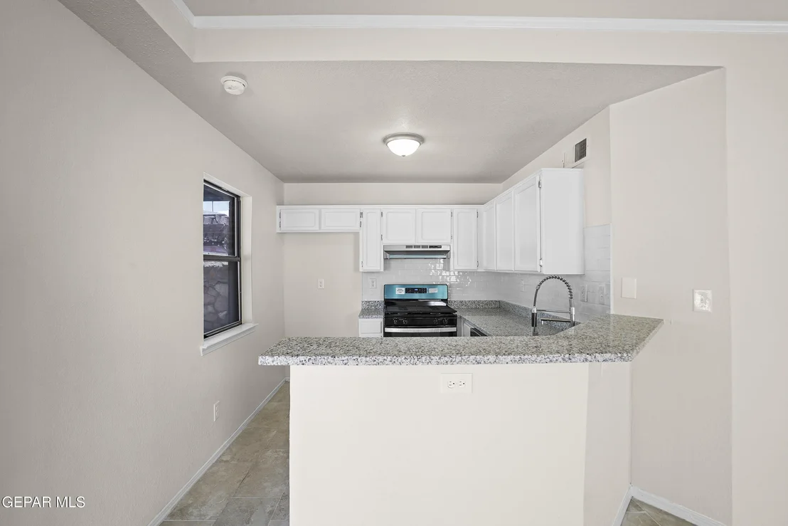 Photo of 3210 ARRAMBIDE Street