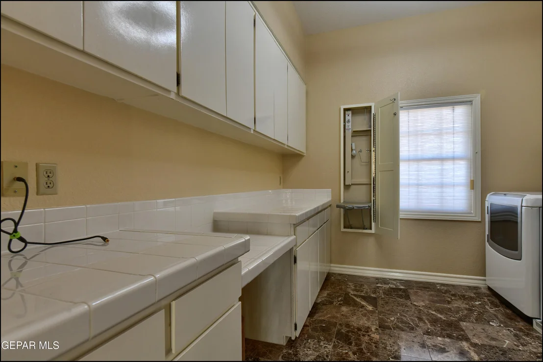 Photo of 1605 BILLY CASPER Drive