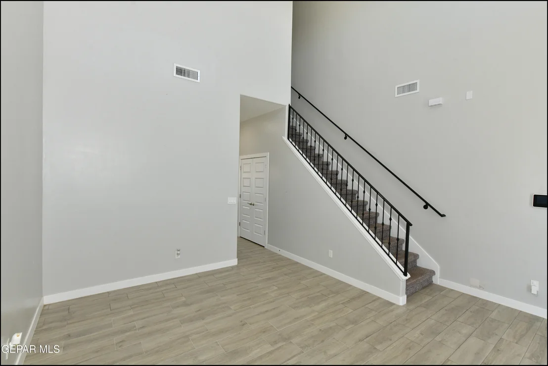 Photo of 205 ANGLESY Place