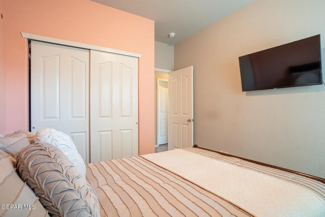 Photo of 7505 EAGLE VISTA Drive