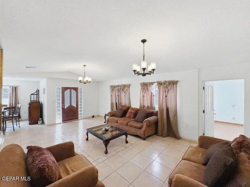 Photo of 445 Suzi Way