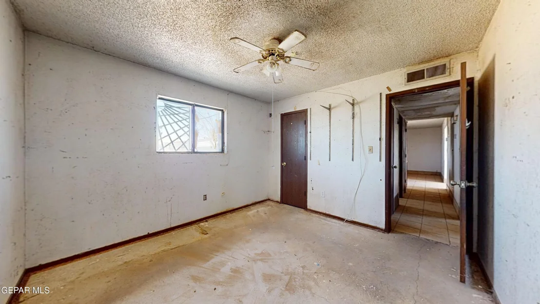 Photo of 810 ELM Street