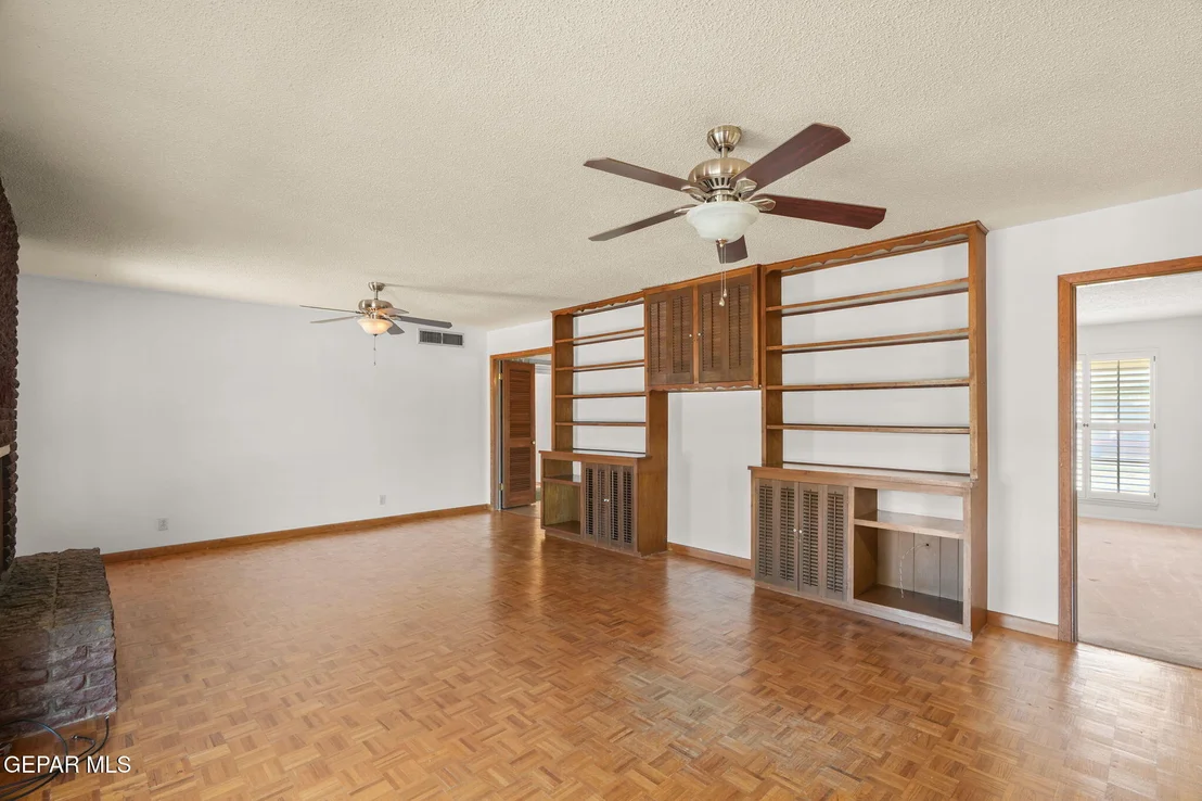Photo of 4136 Perth Drive