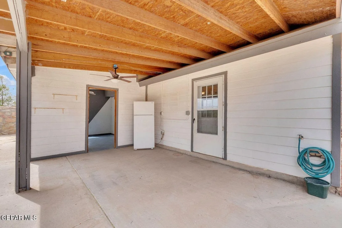 Photo of 1082 Mill Valley Road