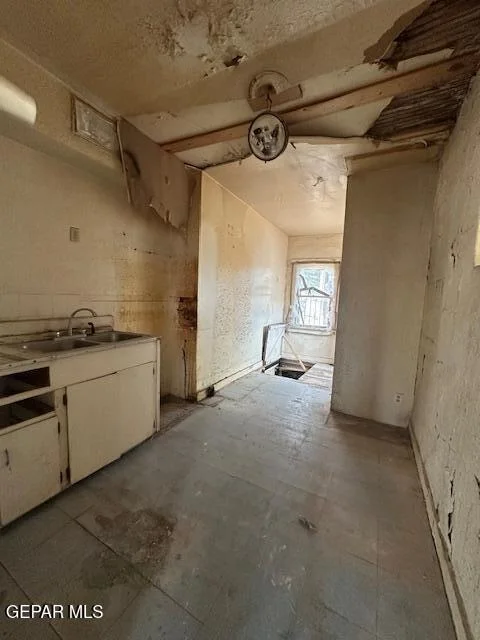 Photo of 3928 TROWBRIDGE Drive