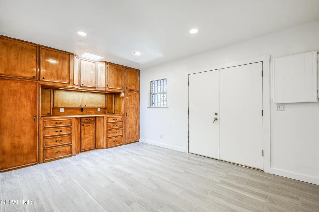 Photo of 704 MCKELLIGON Drive