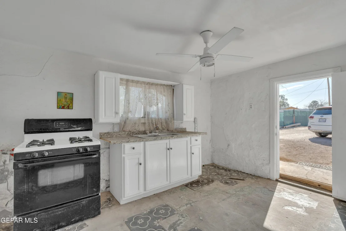 Photo of 10184 Haynes Road