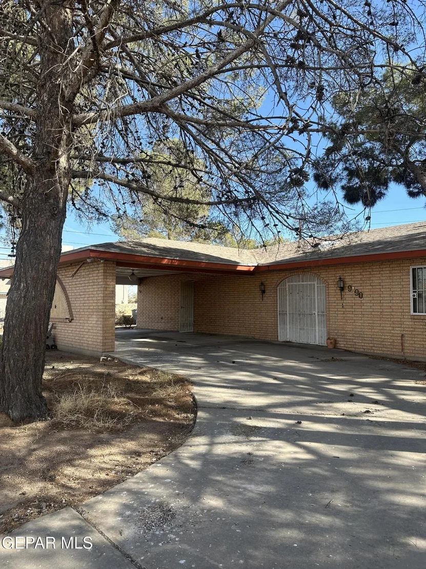 Photo of 9190 COVENTRY Circle