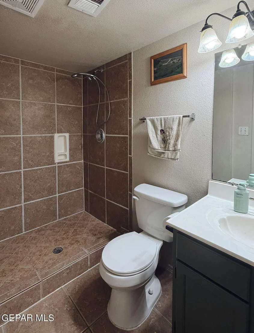 Photo of 695 Teichelkamp Drive