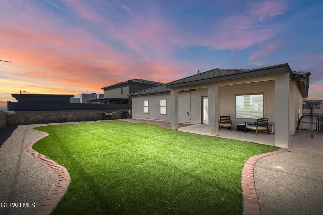 Photo of 864 CRYSTAL DEER Drive