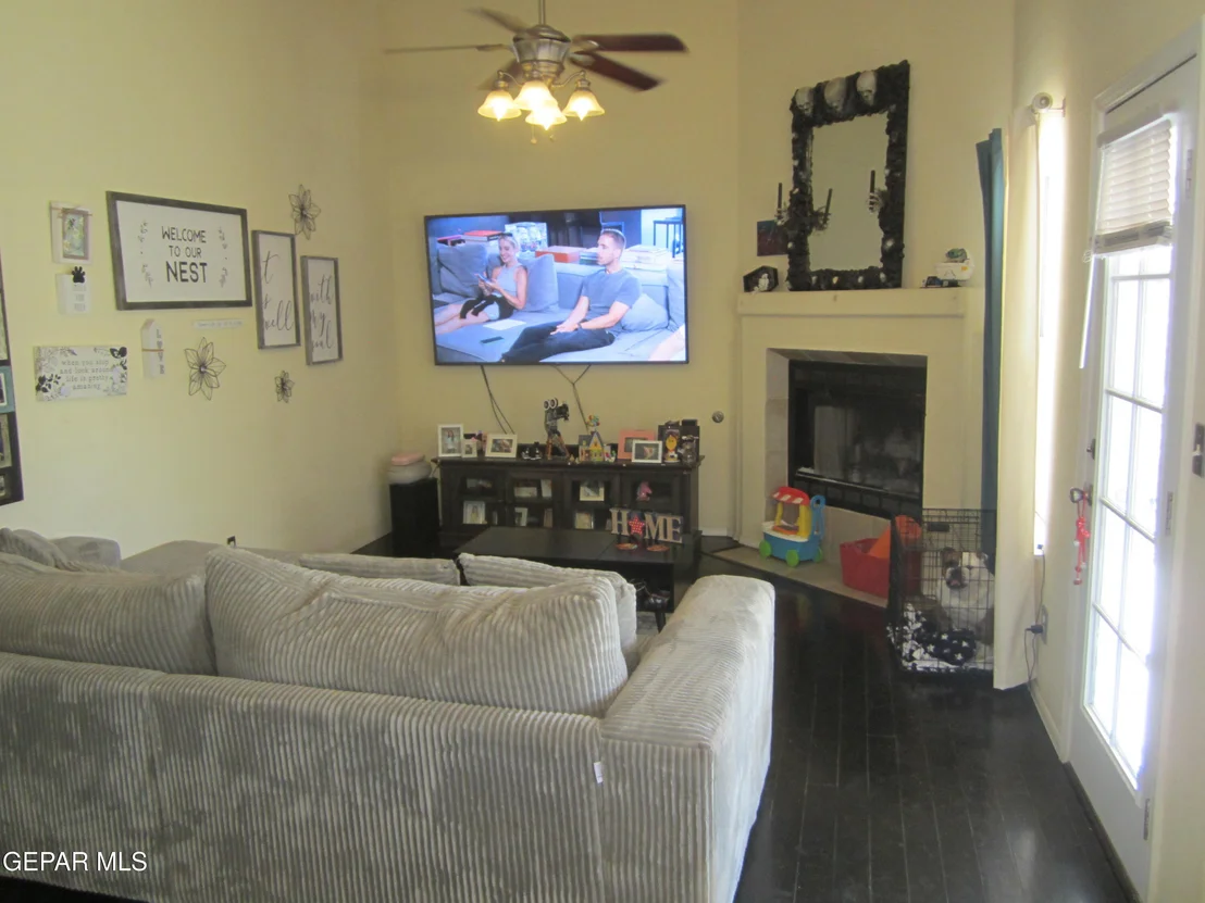 Photo of 7605 Dianjou Drive