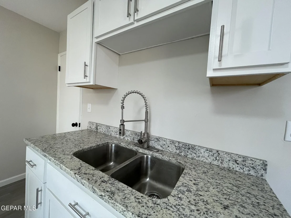 Photo of 8910 Strand Lane