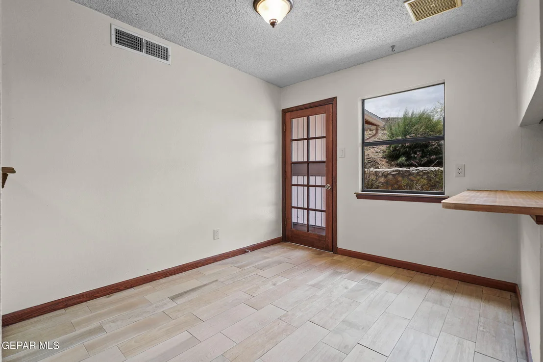 Photo of 3219 MOUNTAIN RIDGE Drive