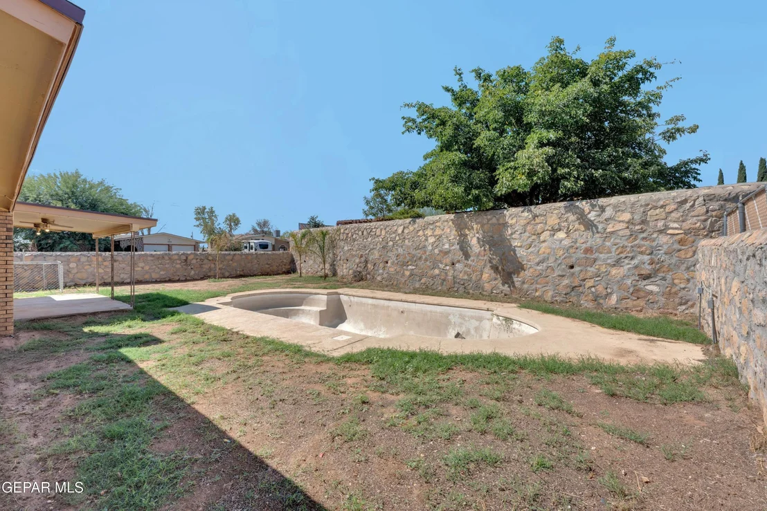 Photo of 10401 Aphrodite Drive
