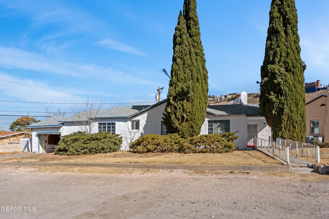 Photo of 1101 MESITA Drive