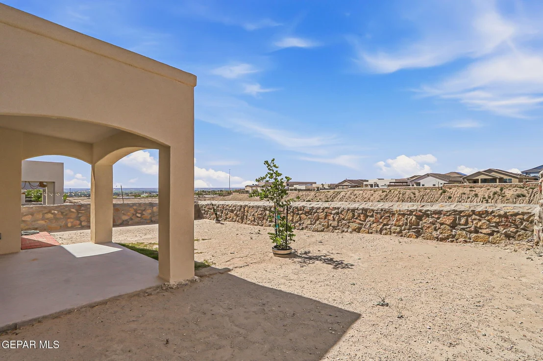 Photo of 7825 Enchanted View Drive