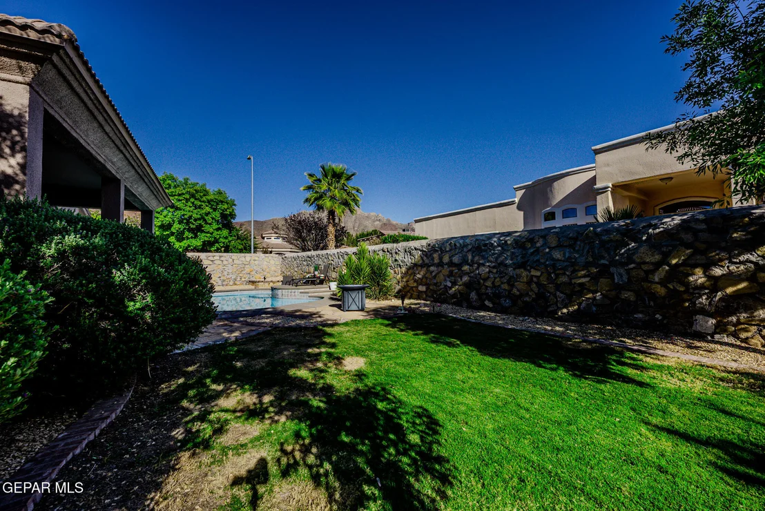 Photo of 6236 FRANKLIN HAWK Avenue