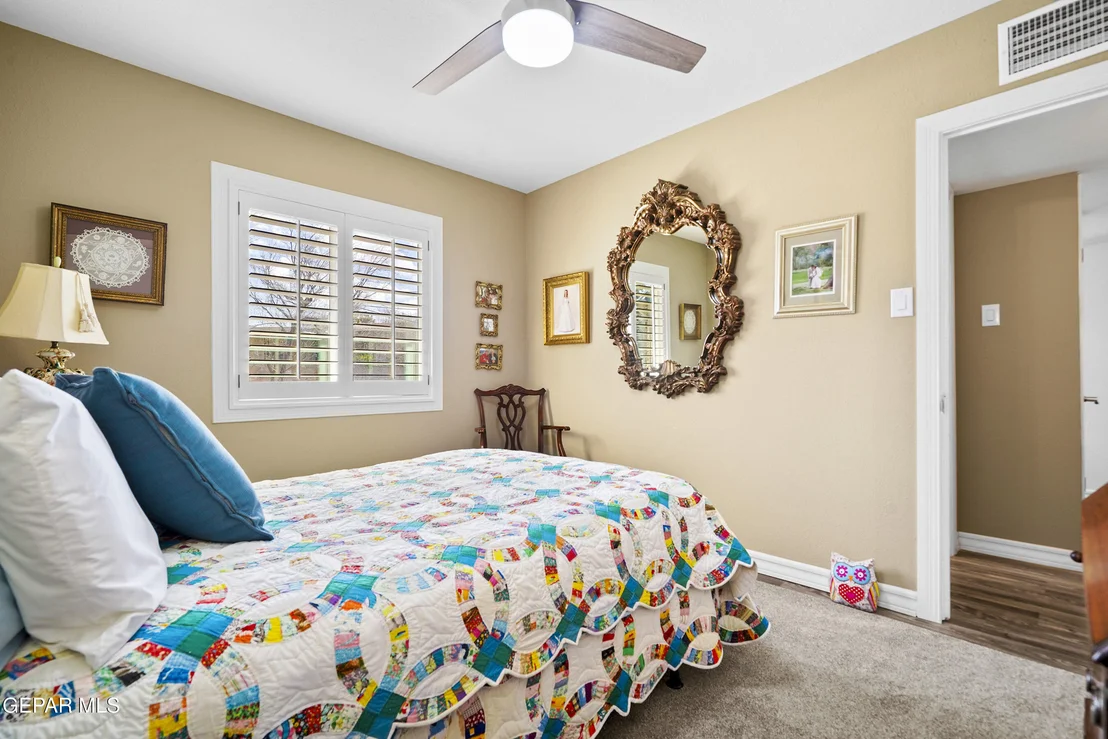 Photo of 1109 WHITAKER Lane