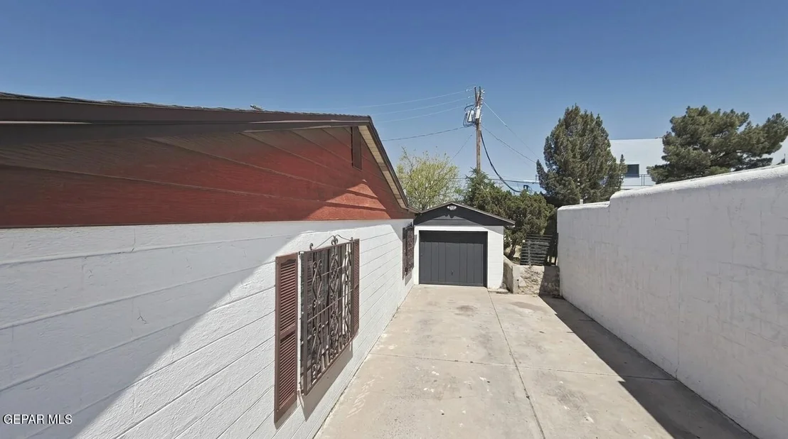 Photo of 816 CARDON Street