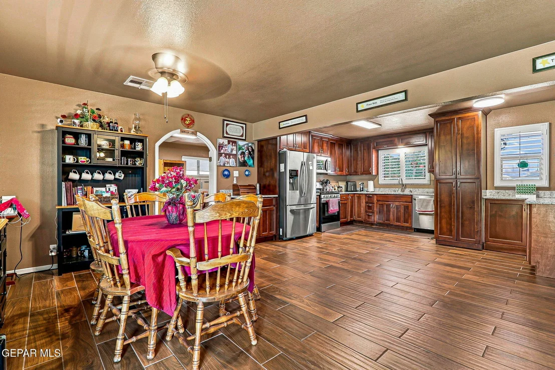 Photo of 8713 ECHO Street