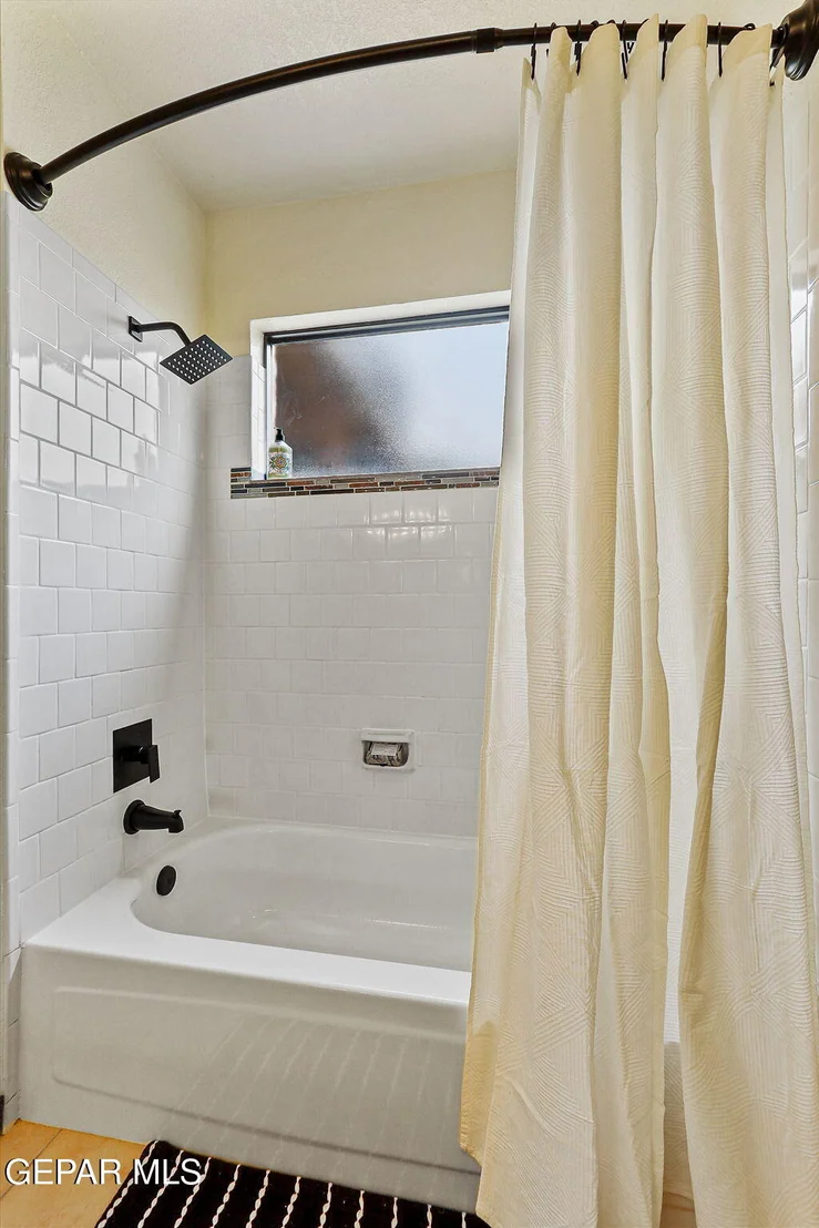 Photo of 1828 Chris Scott Drive