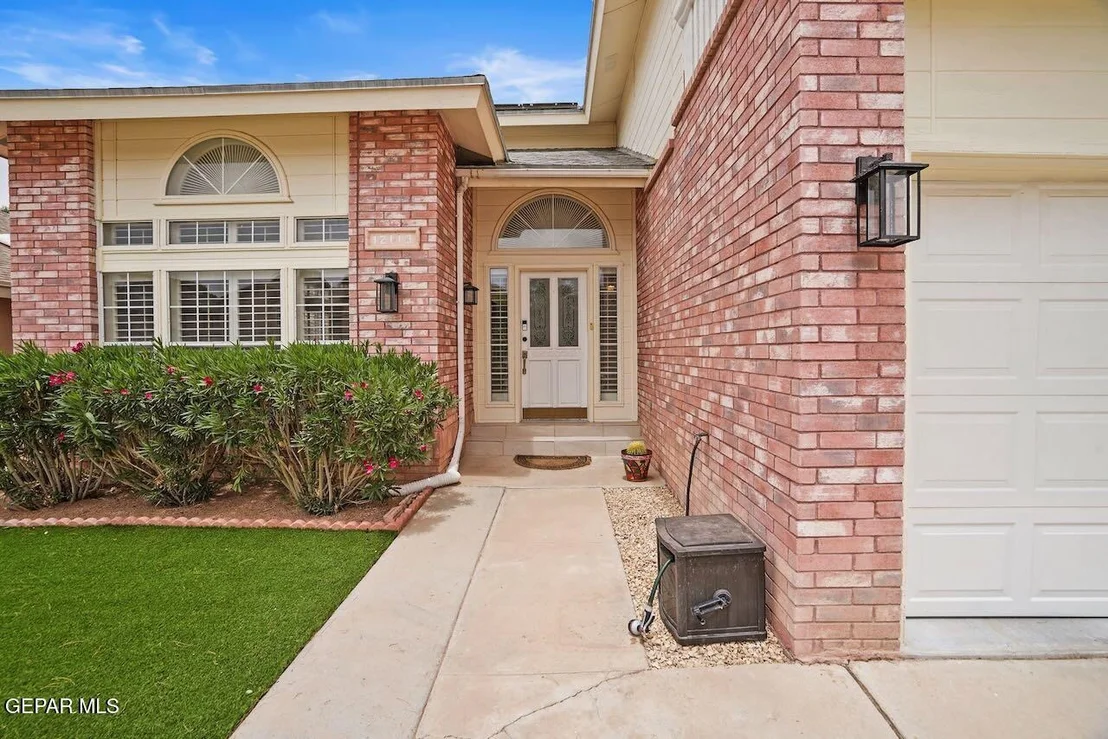 Photo of 12113 ALEX GUERRERO Circle