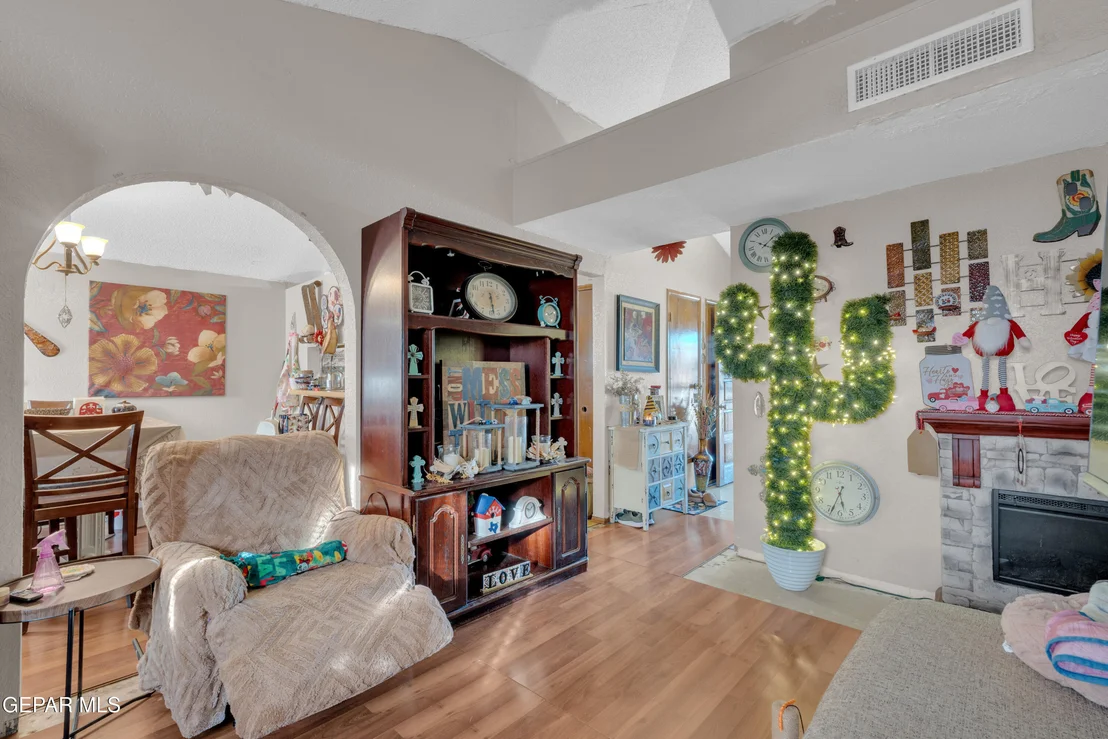 Photo of 6725 TIGER EYE Drive