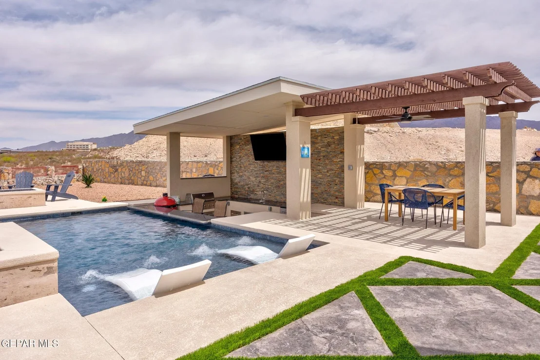Photo of 7417 Caveson Court