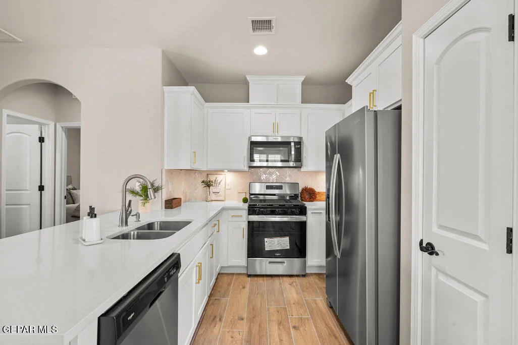Photo of 3829 Object Place