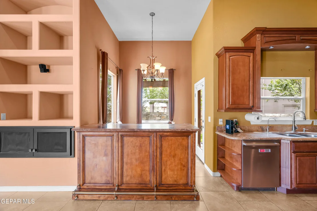 Photo of 6540 CABANA DEL SOL Drive