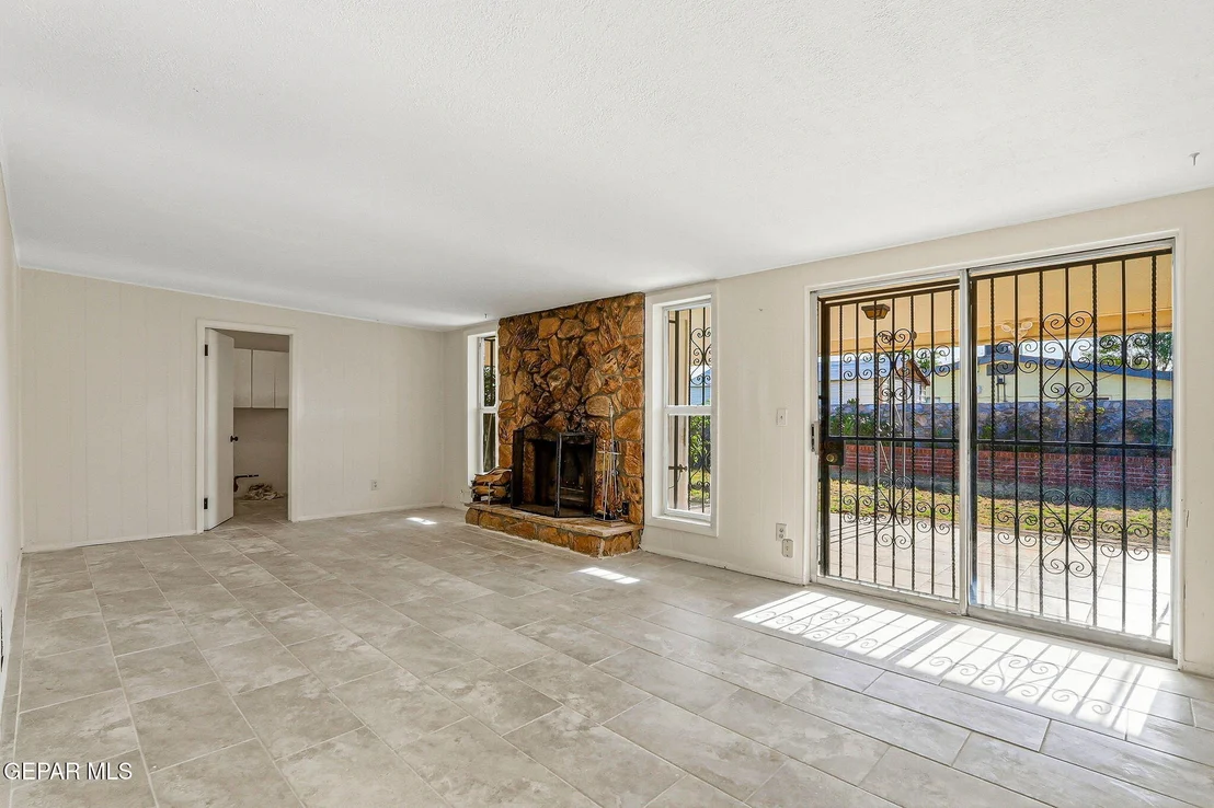 Photo of 1101 DOYLE Place