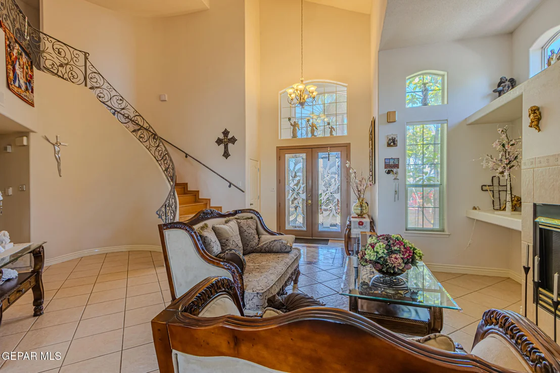 Photo of 528 FLANAGAN Place