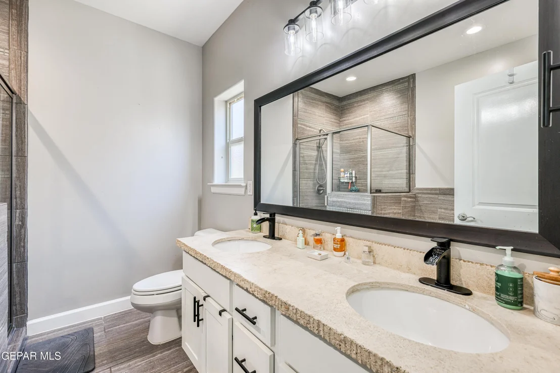Photo of 2100 ROBERT DRENNAN Place