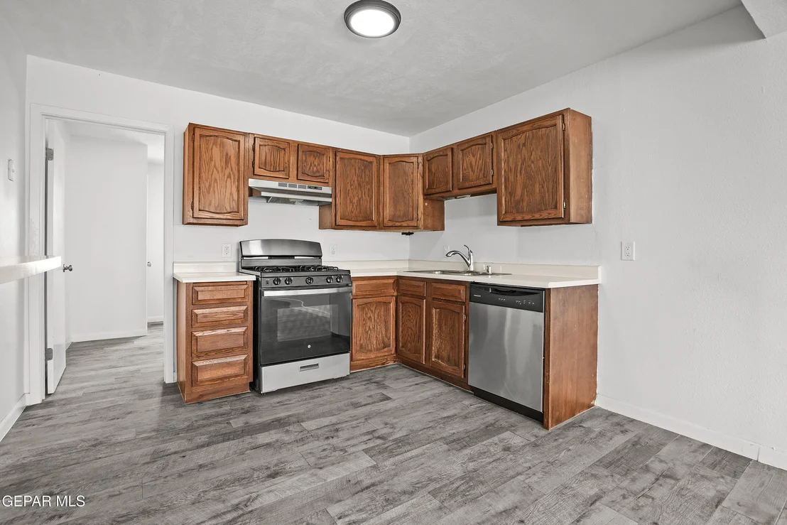 Photo of 5832 DEARBORNE Drive