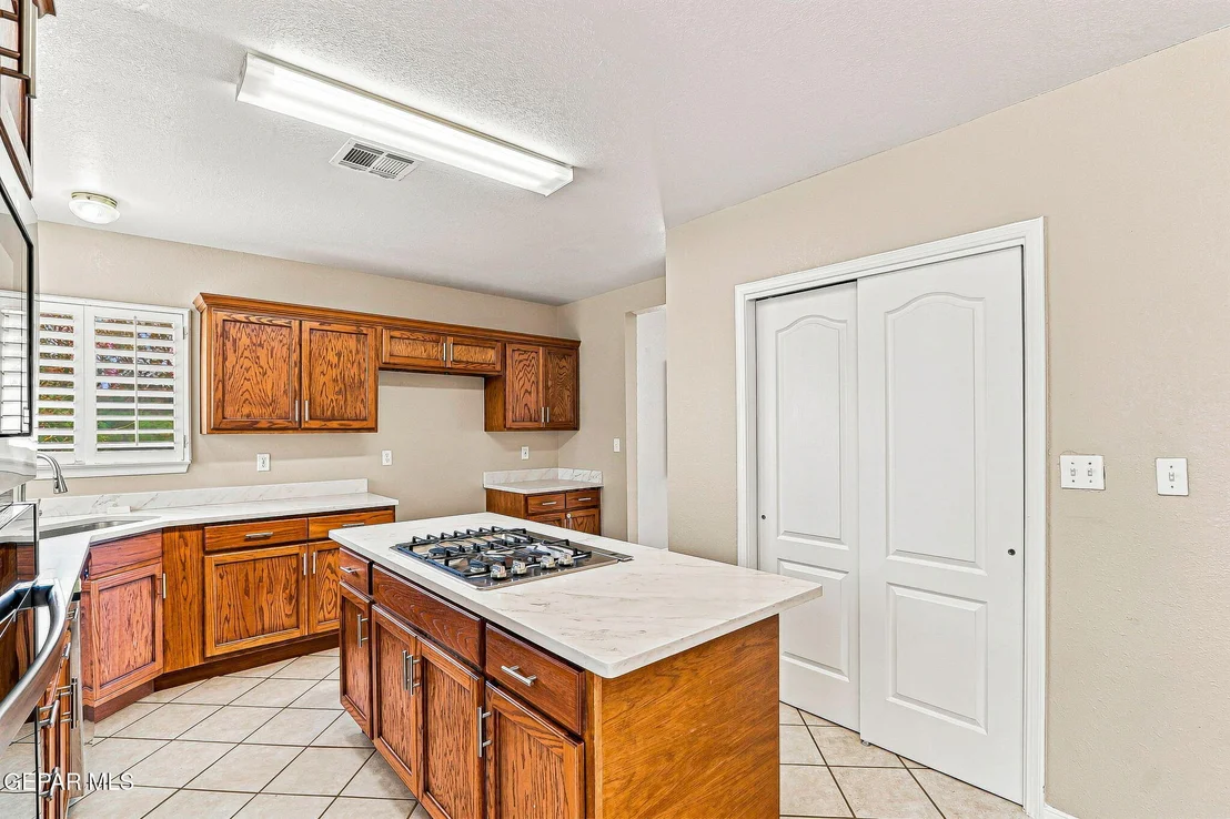 Photo of 6076 LOS SIGLOS Drive