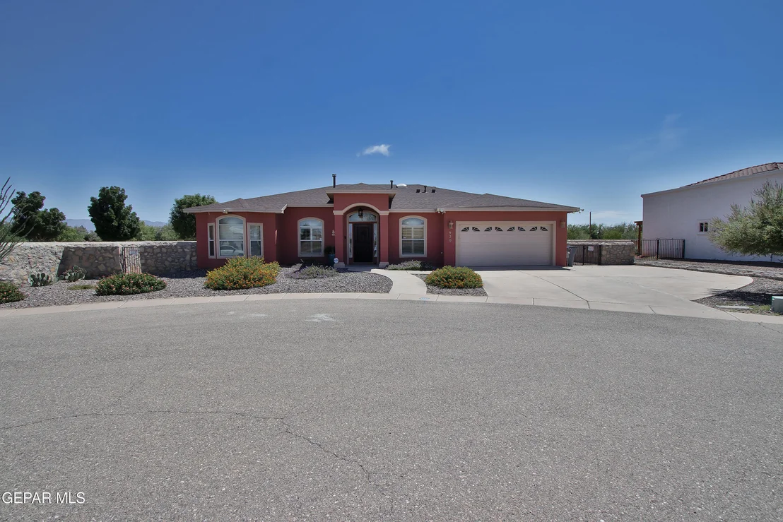Photo of 920 TYLER SETH Avenue