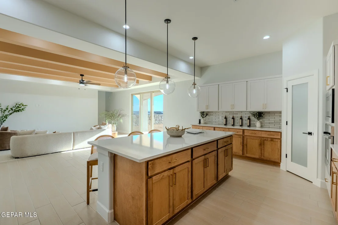Photo of 1850 Pommel Place