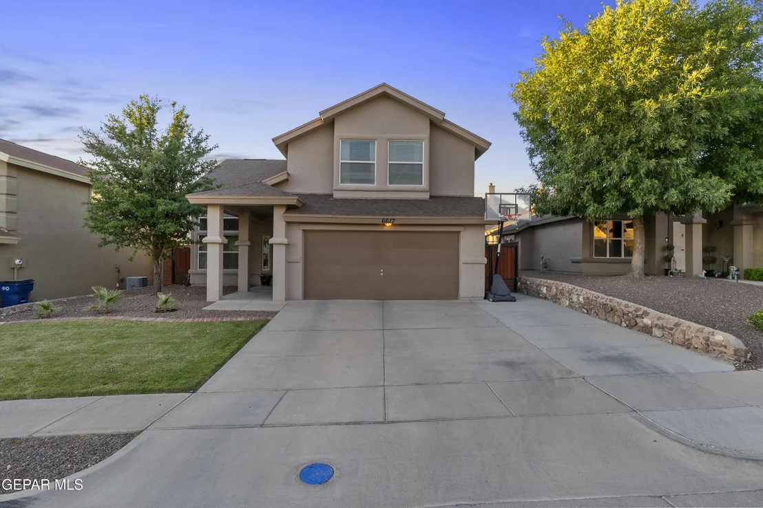 Photo of 6617 PARQUE DEL SOL Drive