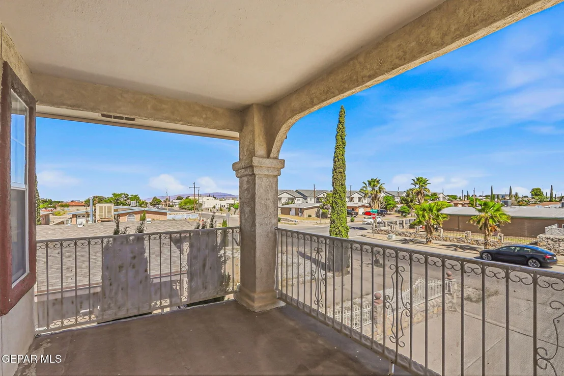 Photo of 11328 BEACH FRONT Drive