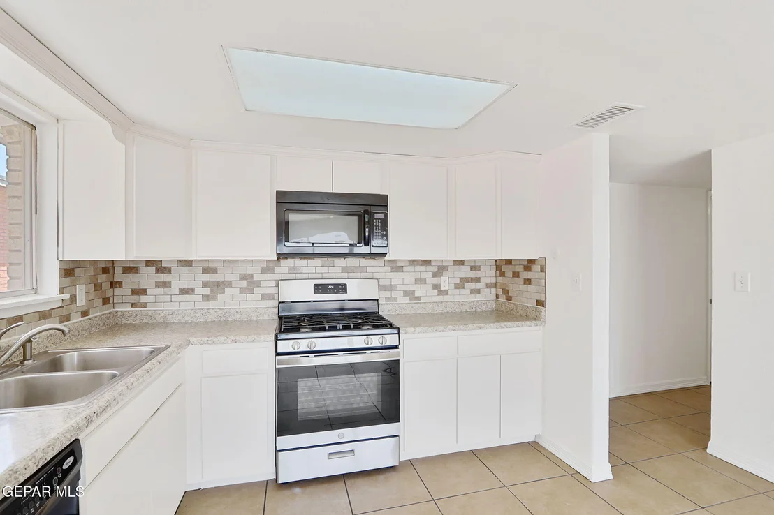 Photo of 241 MARDI GRAS Drive
